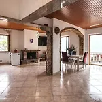 The Little River - Big With 3 Bedrooms